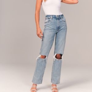 Abercrombie & Fitch Ultra High Rise 90s Straight Jean - size 8L